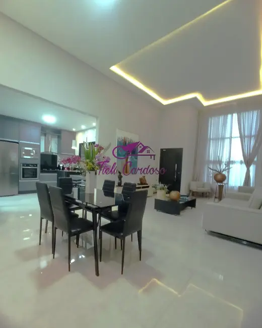 Foto 2 de Casa de Condomínio com 3 quartos à venda, 137m2 em Indaiatuba - SP