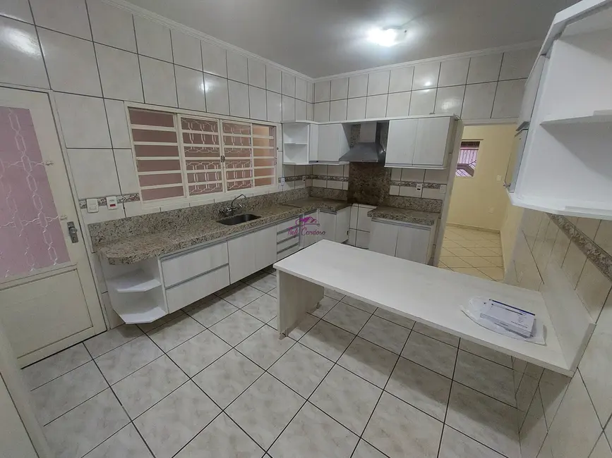 Foto 1 de Casa com 3 quartos para alugar, 140m2 em Jardim Alice, Indaiatuba - SP