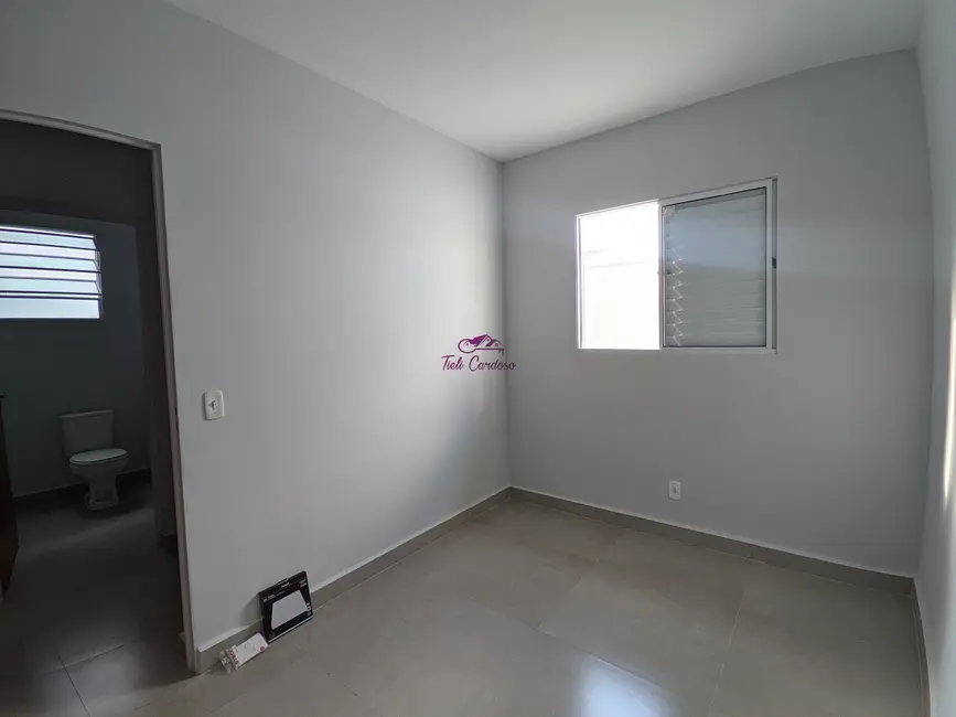 Foto 8 de Casa com 2 quartos à venda, 60m2 em Jardim dos Tucanos, Indaiatuba - SP