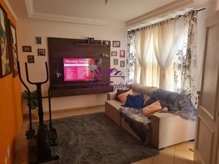 Foto 2 de Casa com 3 quartos à venda, 160m2 em Jardim Valença, Indaiatuba - SP