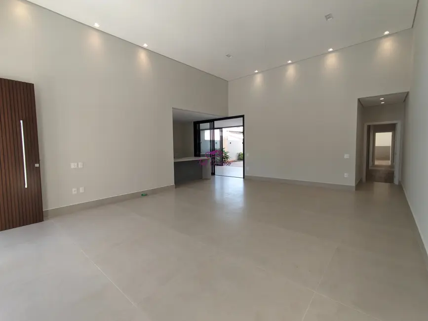 Foto 2 de Casa de Condomínio com 3 quartos à venda, 230m2 em Jardim Residencial Maria Dulce, Indaiatuba - SP