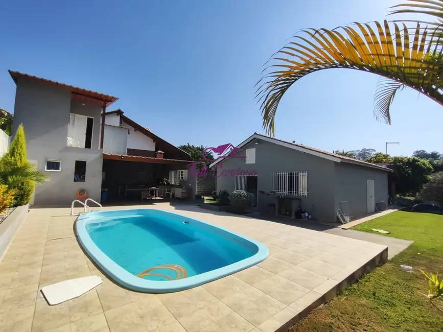 Foto 4 de Chácara com 2 quartos à venda, 179m2 em Chácara Alvorada, Indaiatuba - SP