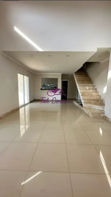 Foto 3 de Chácara com 3 quartos à venda, 247m2 em Recanto Campestre Internacional de Viracopos Gleba 4, Indaiatuba - SP