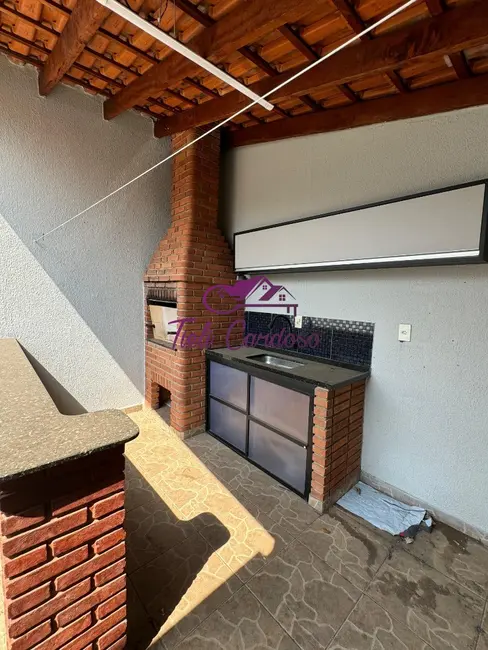 Foto 2 de Casa com 2 quartos à venda, 108m2 em Jardim Rêmulo Zoppi, Indaiatuba - SP