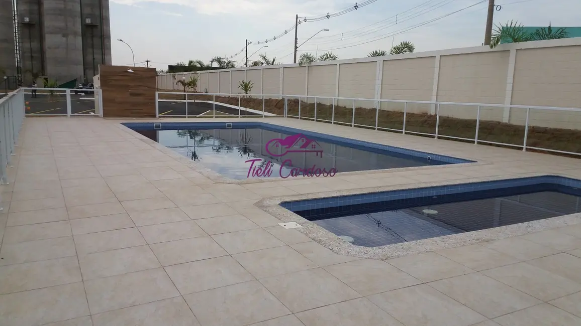 Foto 1 de Apartamento com 2 quartos à venda, 42m2 em Olaria, Salto - SP