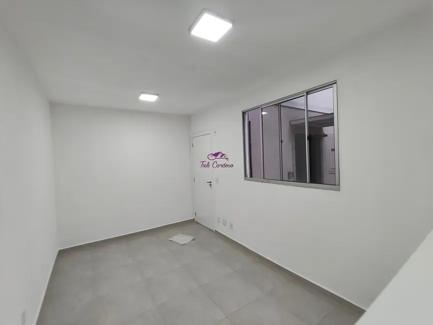 Foto 3 de Apartamento com 2 quartos à venda, 42m2 em Olaria, Salto - SP