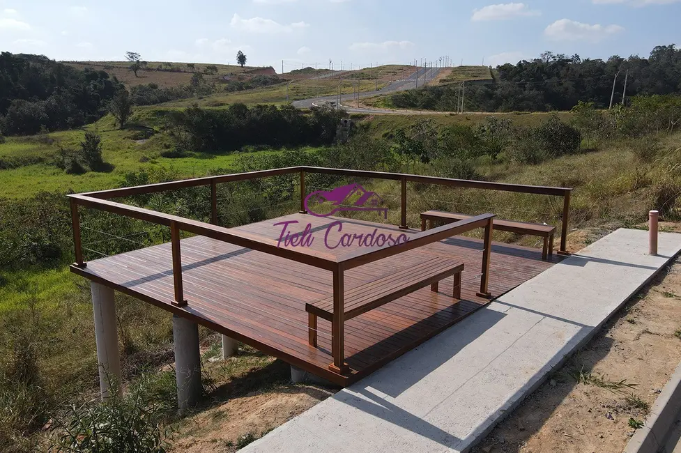 Foto 1 de Terreno / Lote à venda, 175m2 em Elias Fausto - SP