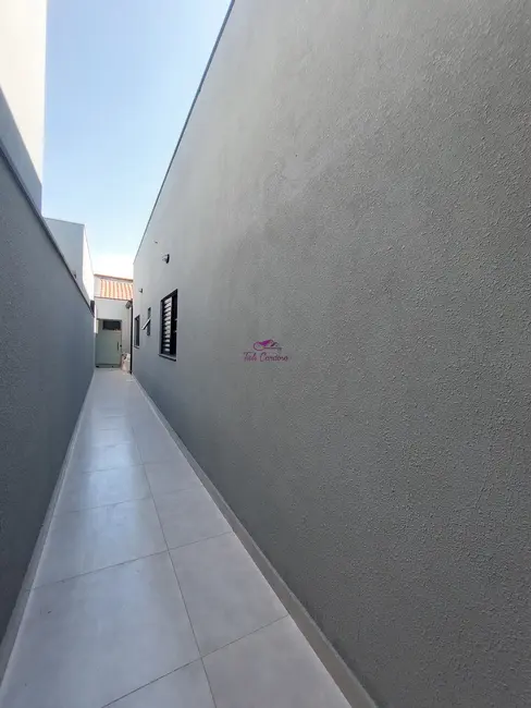 Casa com 2 quartos à venda, 110m2 em Jardim Alice, Indaiatuba - SP - imagem 2 Foto 2 de Casa com 2 quartos à venda, 110m2 em Jardim Alice, Indaiatuba - SP