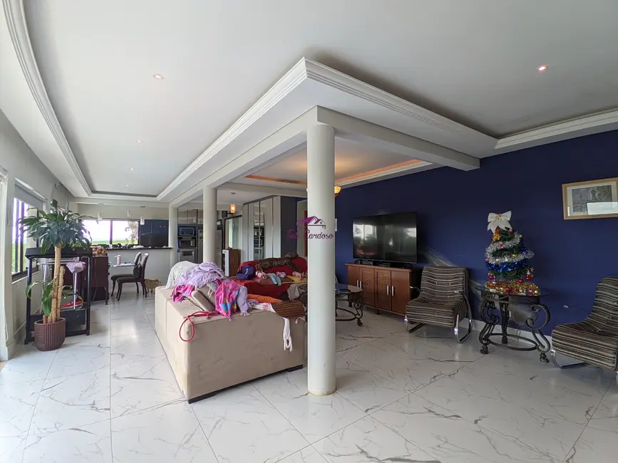 Foto 2 de Chácara com 3 quartos à venda, 220m2 em Vale das Laranjeiras, Indaiatuba - SP