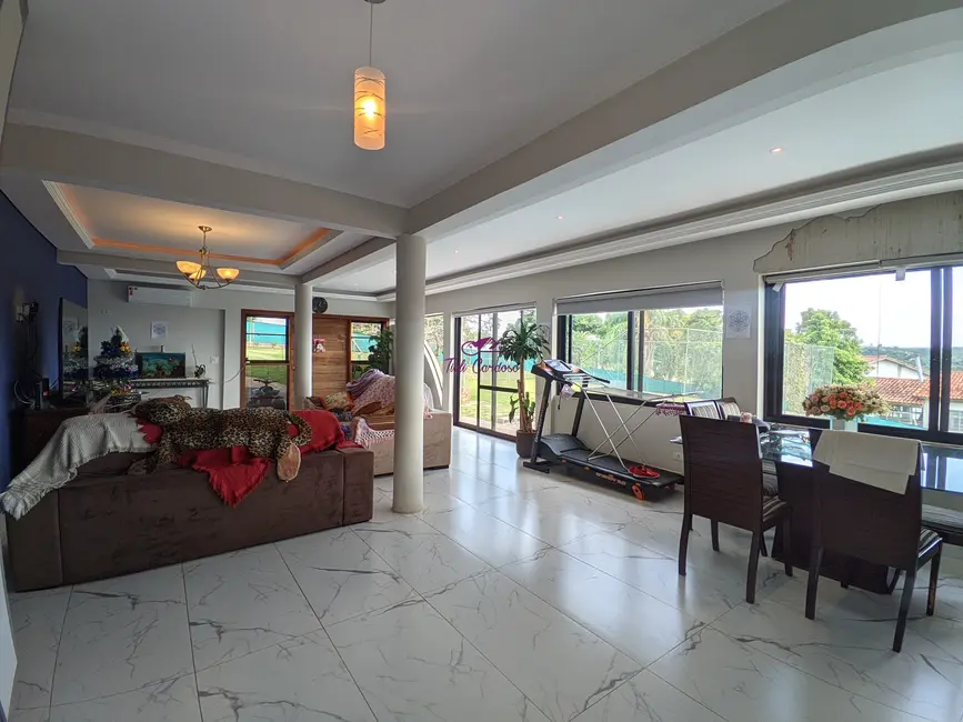 Foto 5 de Chácara com 3 quartos à venda, 220m2 em Vale das Laranjeiras, Indaiatuba - SP