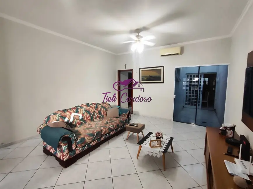 Foto 7 de Casa com 3 quartos à venda, 150m2 em Jardim Regina, Indaiatuba - SP