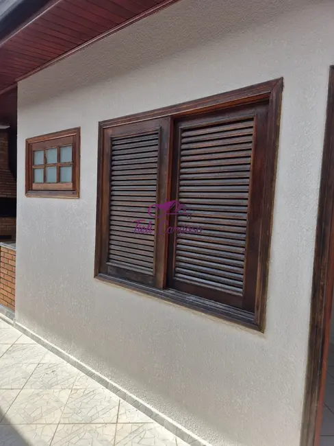 Foto 2 de Casa com 4 quartos à venda, 164m2 em Jardim Regina, Indaiatuba - SP