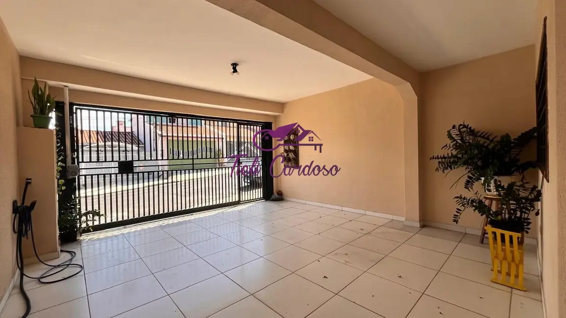 Casa com 3 quartos à venda, 162m2 em Jardim São Francisco, Indaiatuba - SP - imagem 2 Foto 2 de Casa com 3 quartos à venda, 162m2 em Jardim São Francisco, Indaiatuba - SP