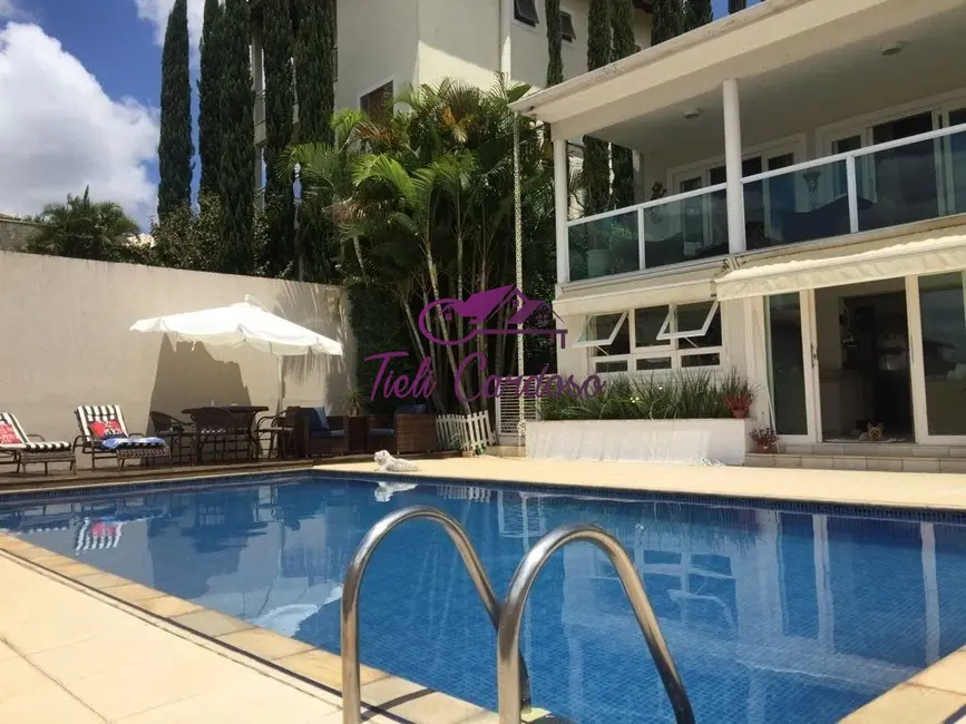 Foto 2 de Casa de Condomínio com 3 quartos à venda, 400m2 em Ibiuna - SP