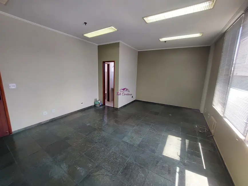 Foto 8 de Sala Comercial para alugar, 43m2 em Centro, Indaiatuba - SP