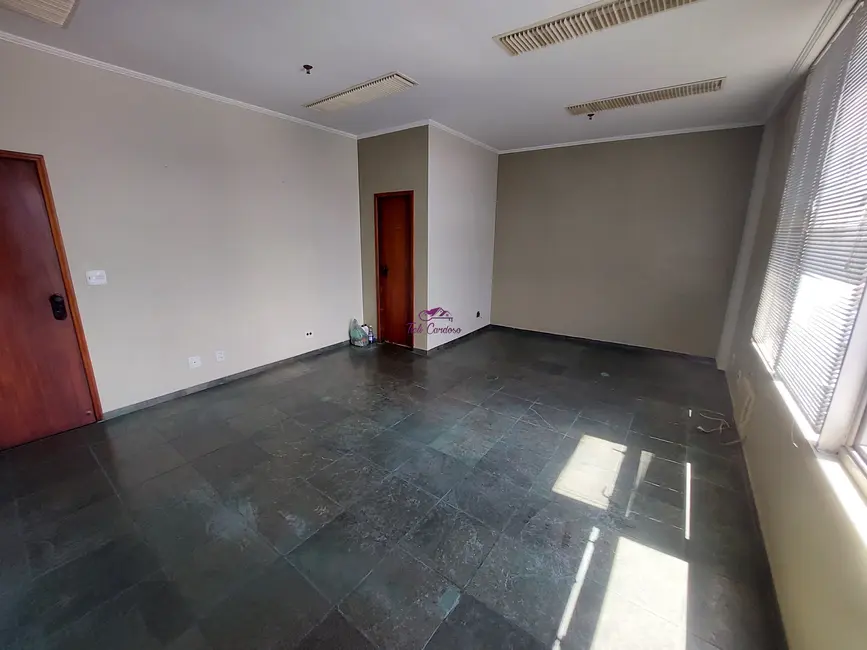 Foto 3 de Sala Comercial para alugar, 43m2 em Centro, Indaiatuba - SP