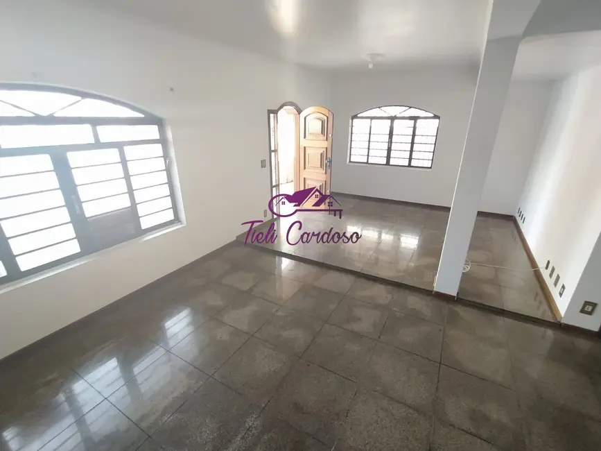 Foto 3 de Casa com 3 quartos à venda e para alugar, 278m2 em Vila Aurora, Indaiatuba - SP