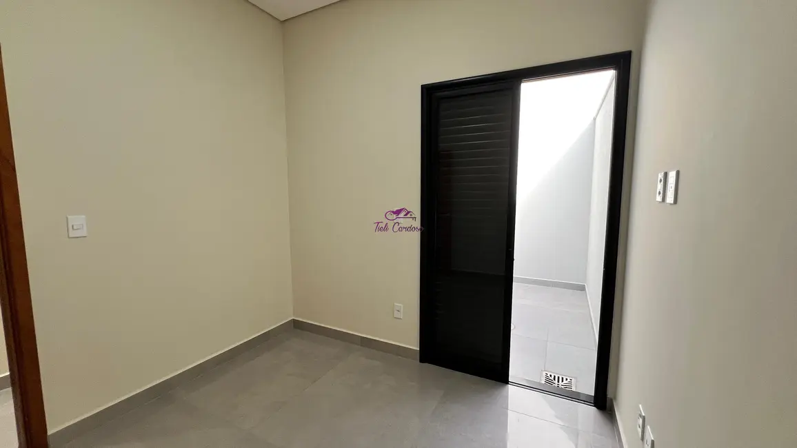 Casa com 3 quartos à venda, 109m2 em Vila Verde, Indaiatuba - SP - imagem 5 Foto 5 de Casa com 3 quartos à venda, 109m2 em Vila Verde, Indaiatuba - SP