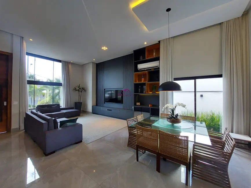 Foto 2 de Casa de Condomínio com 3 quartos à venda, 255m2 em Jardim Residencial Helvétia Park III, Indaiatuba - SP