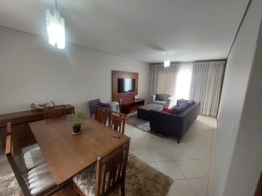 Foto 1 de Casa com 4 quartos à venda, 164m2 em Jardim Regina, Indaiatuba - SP
