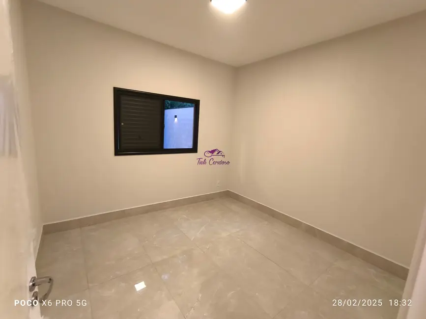 Foto 8 de Casa com 2 quartos à venda, 86m2 em Indaiatuba - SP