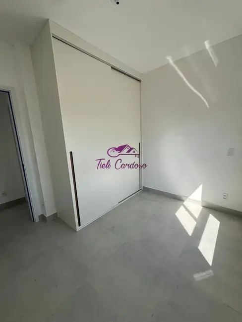 Apartamento com 3 quartos para alugar, 74m2 em Jardim Santiago, Indaiatuba - SP - imagem 4 Foto 4 de Apartamento com 3 quartos para alugar, 74m2 em Jardim Santiago, Indaiatuba - SP