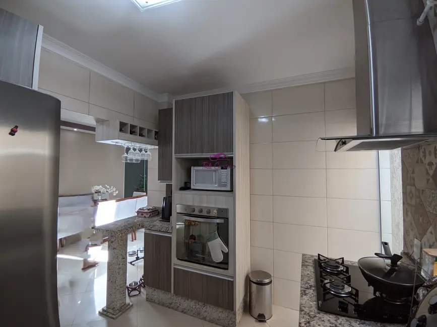 Casa com 3 quartos à venda, 178m2 em Vila Mariana, Indaiatuba - SP - imagem 6 Foto 6 de Casa com 3 quartos à venda, 178m2 em Vila Mariana, Indaiatuba - SP