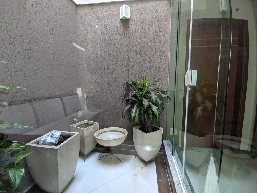 Casa com 3 quartos à venda, 178m2 em Vila Mariana, Indaiatuba - SP - imagem 4 Foto 4 de Casa com 3 quartos à venda, 178m2 em Vila Mariana, Indaiatuba - SP