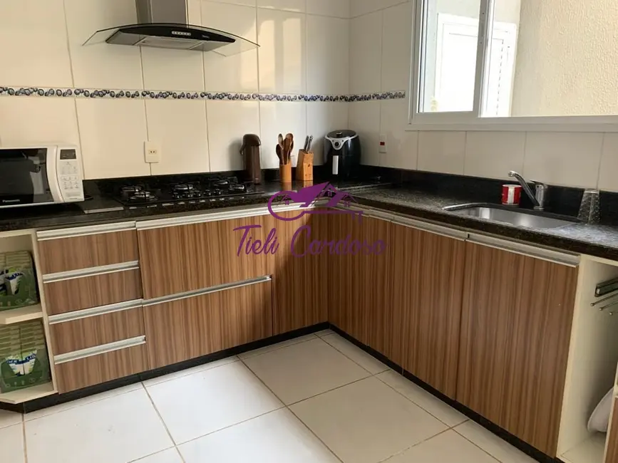 Foto 3 de Casa de Condomínio com 3 quartos à venda, 220m2 em Vila Residencial Green Park, Indaiatuba - SP