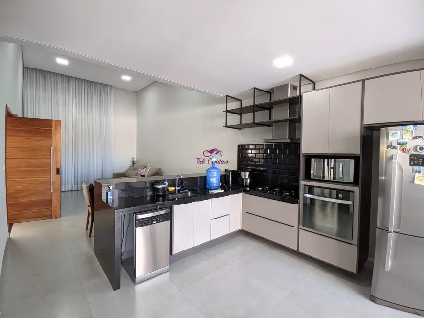 Casa de Condomínio com 3 quartos à venda, 150m2 em Jardim Residencial Viena, Indaiatuba - SP - imagem 1 Foto 1 de Casa de Condomínio com 3 quartos à venda, 150m2 em Jardim Residencial Viena, Indaiatuba - SP