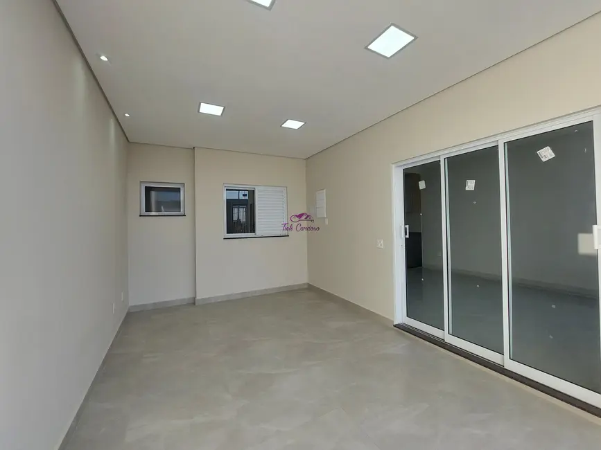 Casa com 3 quartos à venda, 105m2 em Indaiatuba - SP - imagem 3 Foto 3 de Casa com 3 quartos à venda, 105m2 em Indaiatuba - SP
