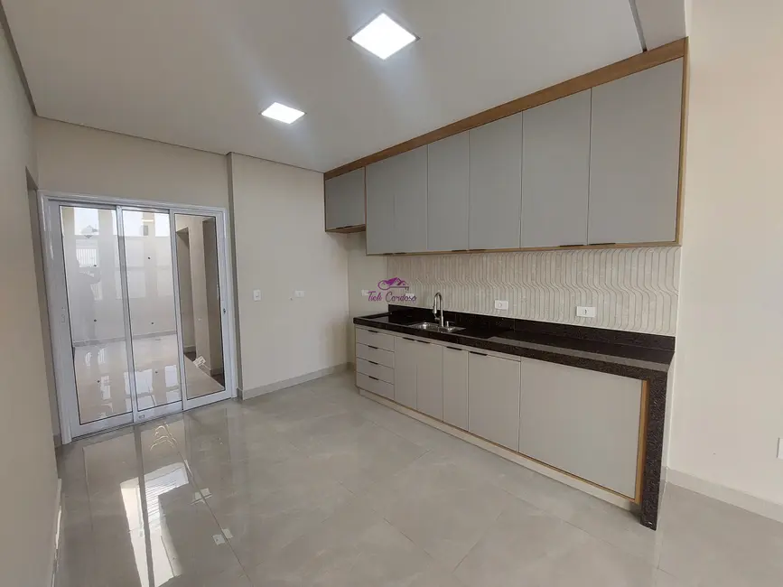 Casa com 3 quartos à venda, 105m2 em Indaiatuba - SP - imagem 5 Foto 5 de Casa com 3 quartos à venda, 105m2 em Indaiatuba - SP