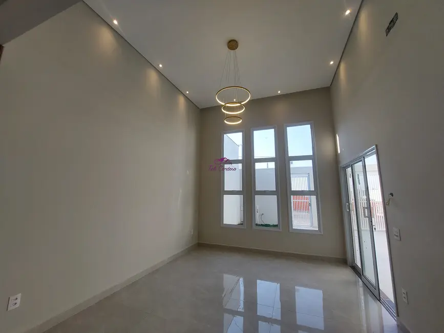Casa com 3 quartos à venda, 105m2 em Indaiatuba - SP - imagem 4 Foto 4 de Casa com 3 quartos à venda, 105m2 em Indaiatuba - SP