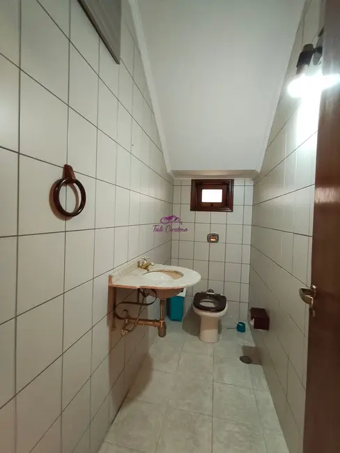 Casa com 4 quartos à venda e para alugar, 180m2 em Vila Suíça, Indaiatuba - SP - imagem 6 Foto 6 de Casa com 4 quartos à venda e para alugar, 180m2 em Vila Suíça, Indaiatuba - SP