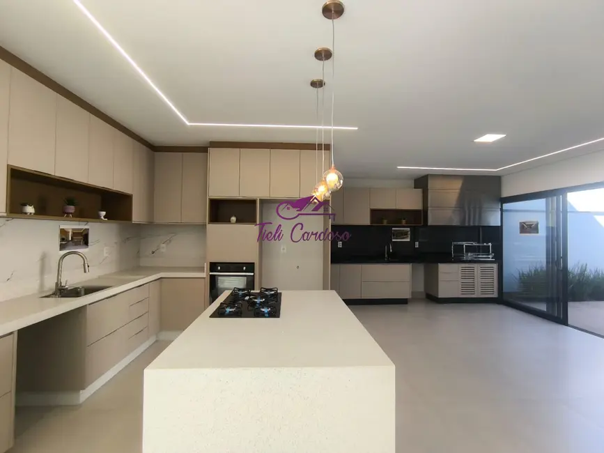 Foto 4 de Casa de Condomínio com 3 quartos à venda, 198m2 em Indaiatuba - SP