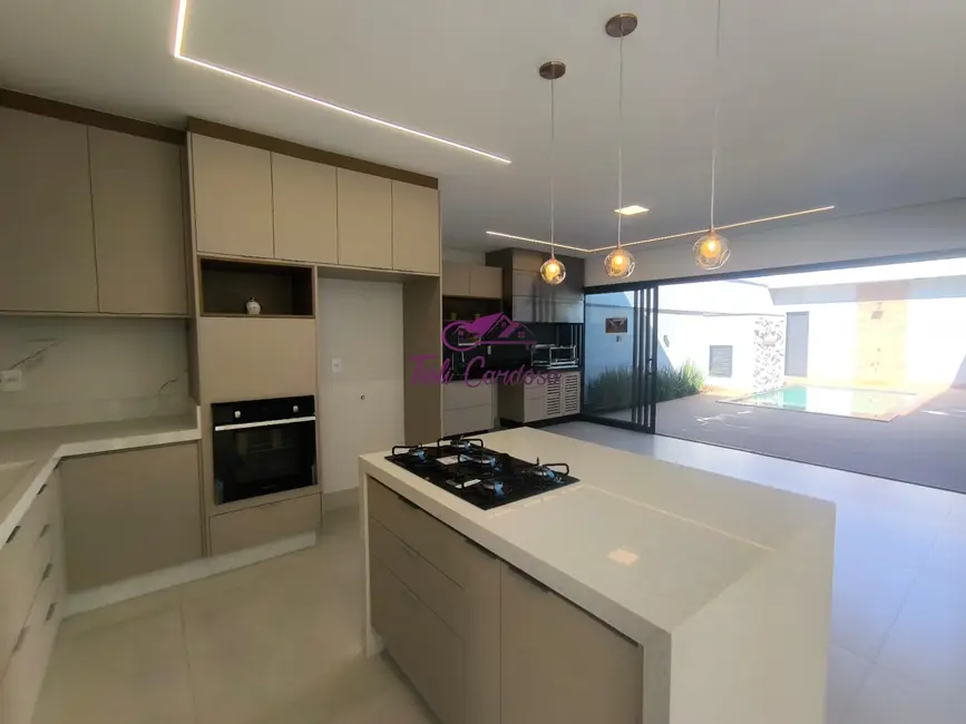 Foto 1 de Casa de Condomínio com 3 quartos à venda, 198m2 em Indaiatuba - SP