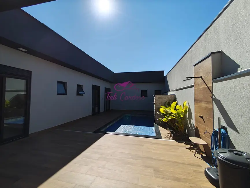 Casa de Condomínio com 3 quartos à venda, 211m2 em Indaiatuba - SP - imagem 4 Foto 4 de Casa de Condomínio com 3 quartos à venda, 211m2 em Indaiatuba - SP