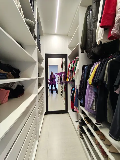 Casa de Condomínio com 3 quartos à venda, 211m2 em Indaiatuba - SP - imagem 9 Foto 9 de Casa de Condomínio com 3 quartos à venda, 211m2 em Indaiatuba - SP