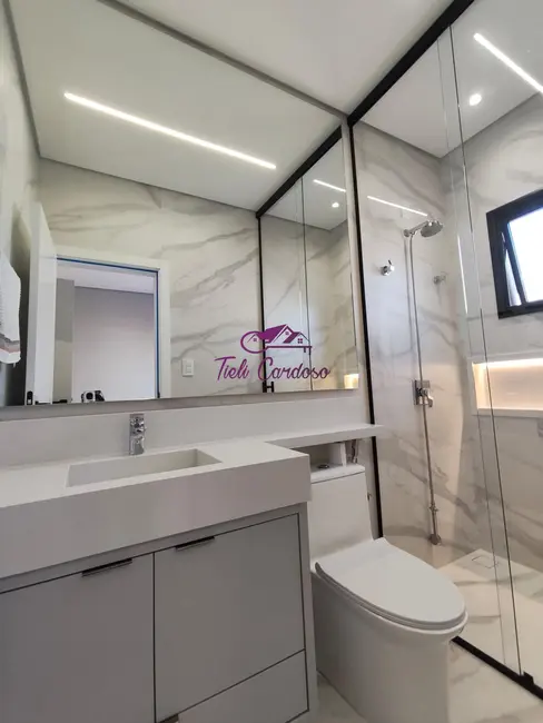 Casa de Condomínio com 3 quartos à venda, 211m2 em Indaiatuba - SP - imagem 3 Foto 3 de Casa de Condomínio com 3 quartos à venda, 211m2 em Indaiatuba - SP