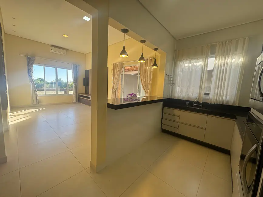 Foto 4 de Casa de Condomínio com 4 quartos à venda, 178m2 em Jardim Residencial Dona Lucilla, Indaiatuba - SP