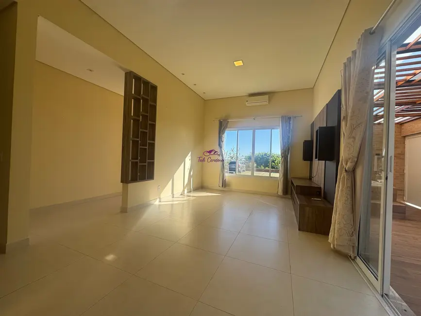 Foto 7 de Casa de Condomínio com 4 quartos à venda, 178m2 em Jardim Residencial Dona Lucilla, Indaiatuba - SP