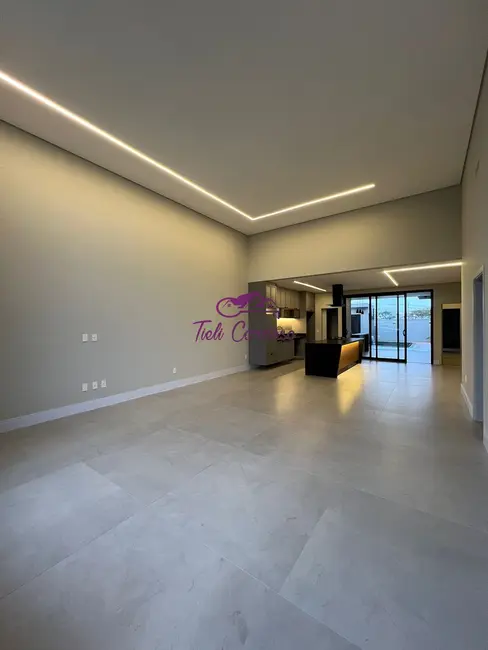 Foto 3 de Casa de Condomínio com 3 quartos à venda, 360m2 em Indaiatuba - SP
