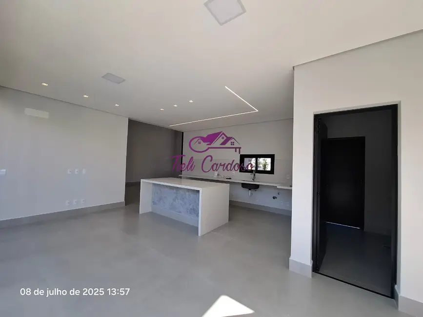 Casa de Condomínio com 3 quartos à venda, 192m2 em Indaiatuba - SP - imagem 6 Foto 6 de Casa de Condomínio com 3 quartos à venda, 192m2 em Indaiatuba - SP