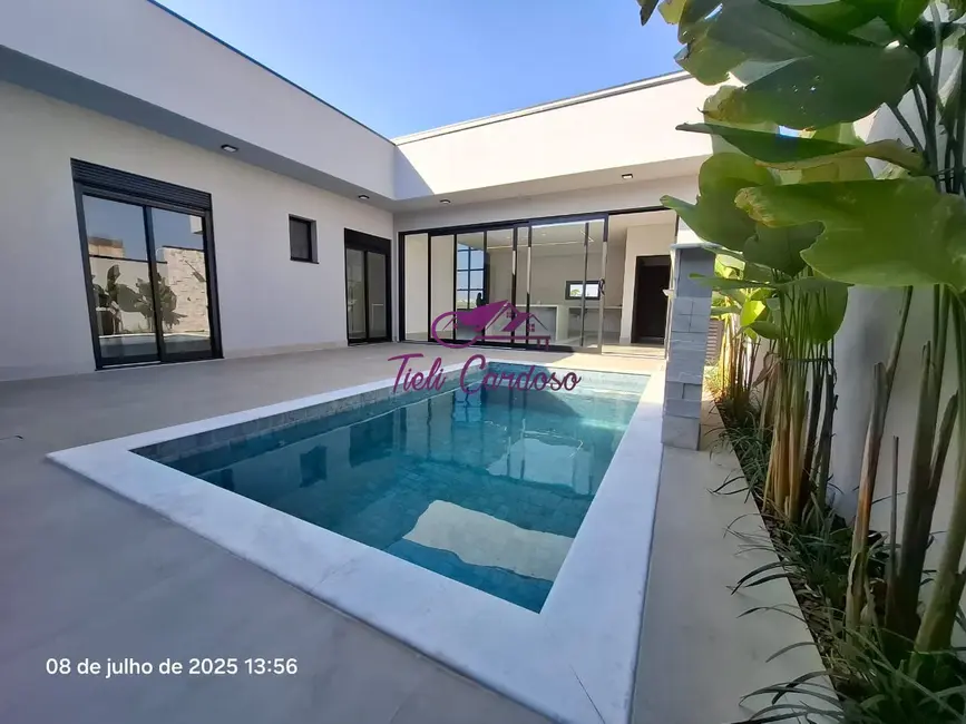 Casa de Condomínio com 3 quartos à venda, 192m2 em Indaiatuba - SP - imagem 1 Foto 1 de Casa de Condomínio com 3 quartos à venda, 192m2 em Indaiatuba - SP