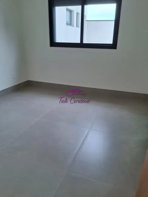 Casa de Condomínio com 3 quartos à venda, 205m2 em Indaiatuba - SP - imagem 8 Foto 8 de Casa de Condomínio com 3 quartos à venda, 205m2 em Indaiatuba - SP