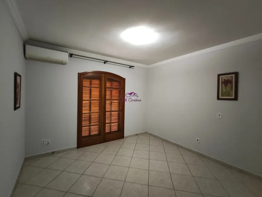 Foto 9 de Casa com 3 quartos à venda e para alugar, 180m2 em Jardim Regina, Indaiatuba - SP