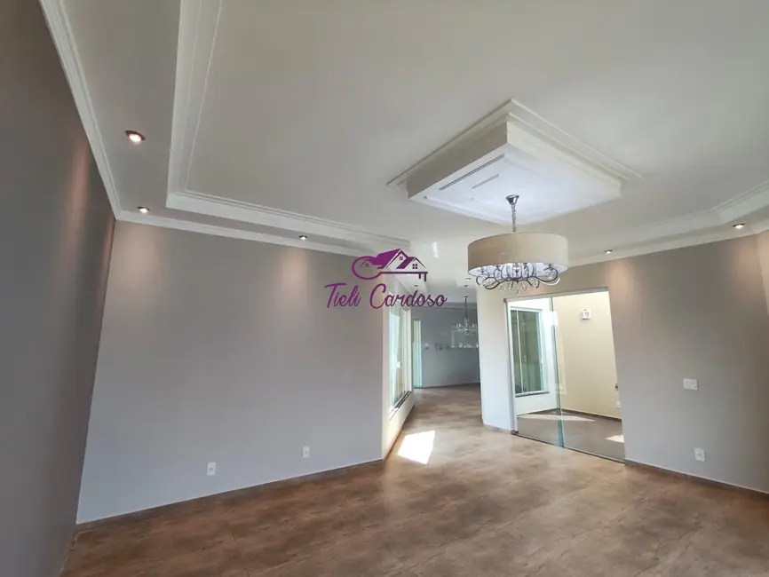 Foto 4 de Casa de Condomínio com 3 quartos para alugar, 283m2 em Vila Romão, Salto - SP