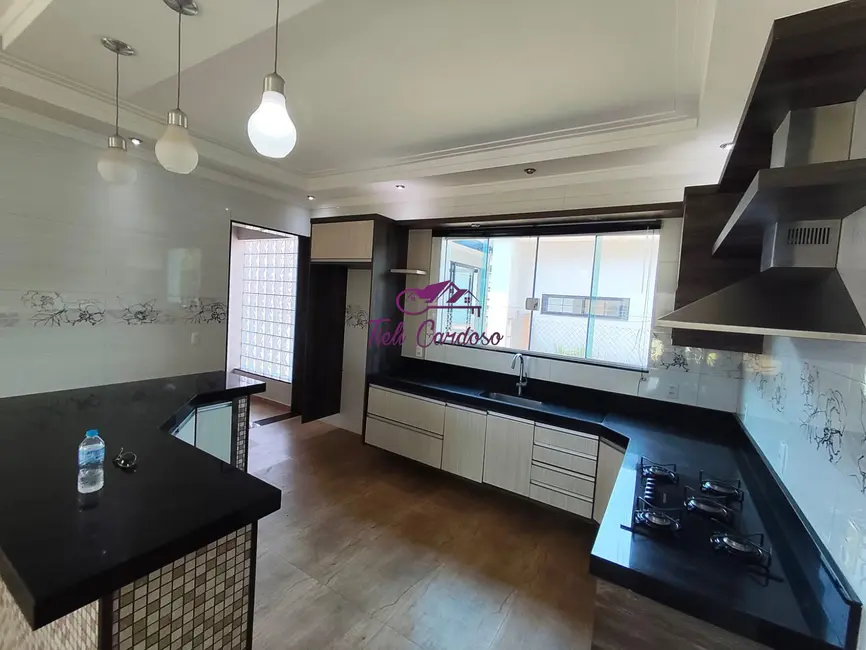 Foto 6 de Casa de Condomínio com 3 quartos para alugar, 283m2 em Vila Romão, Salto - SP