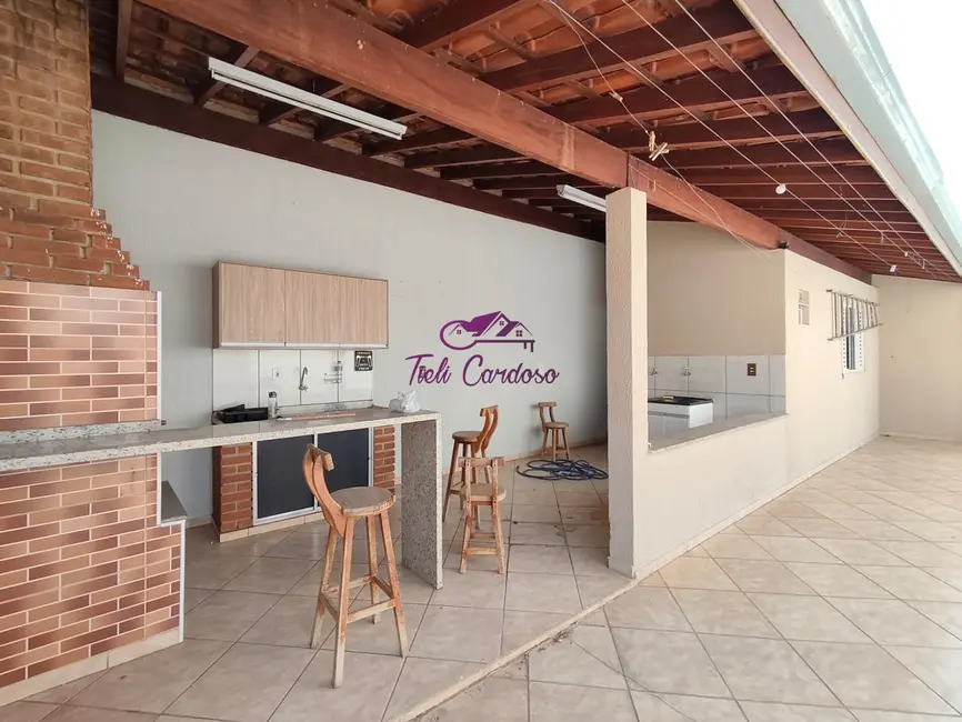 Foto 5 de Casa com 3 quartos para alugar, 230m2 em Jardim Regina, Indaiatuba - SP