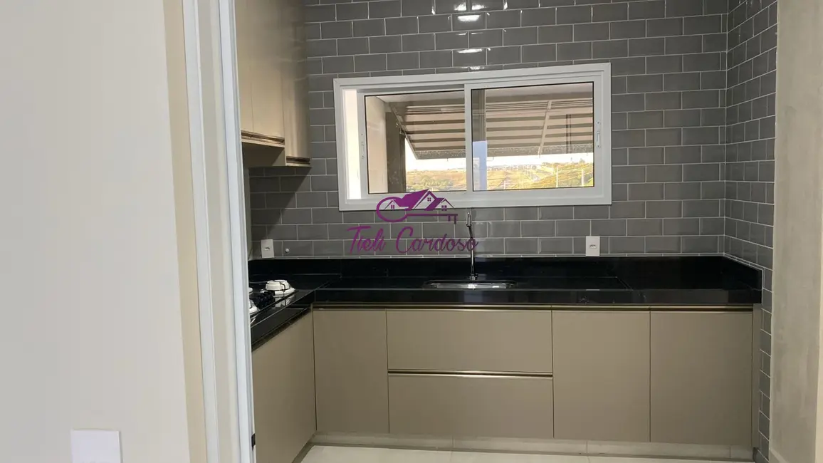 Casa com 3 quartos à venda, 110m2 em Indaiatuba - SP - imagem 2 Foto 2 de Casa com 3 quartos à venda, 110m2 em Indaiatuba - SP